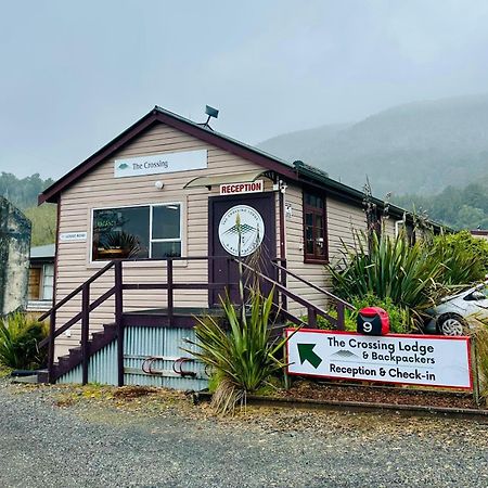 The Crossing Lodge & Backpackers Erua Екстериор снимка