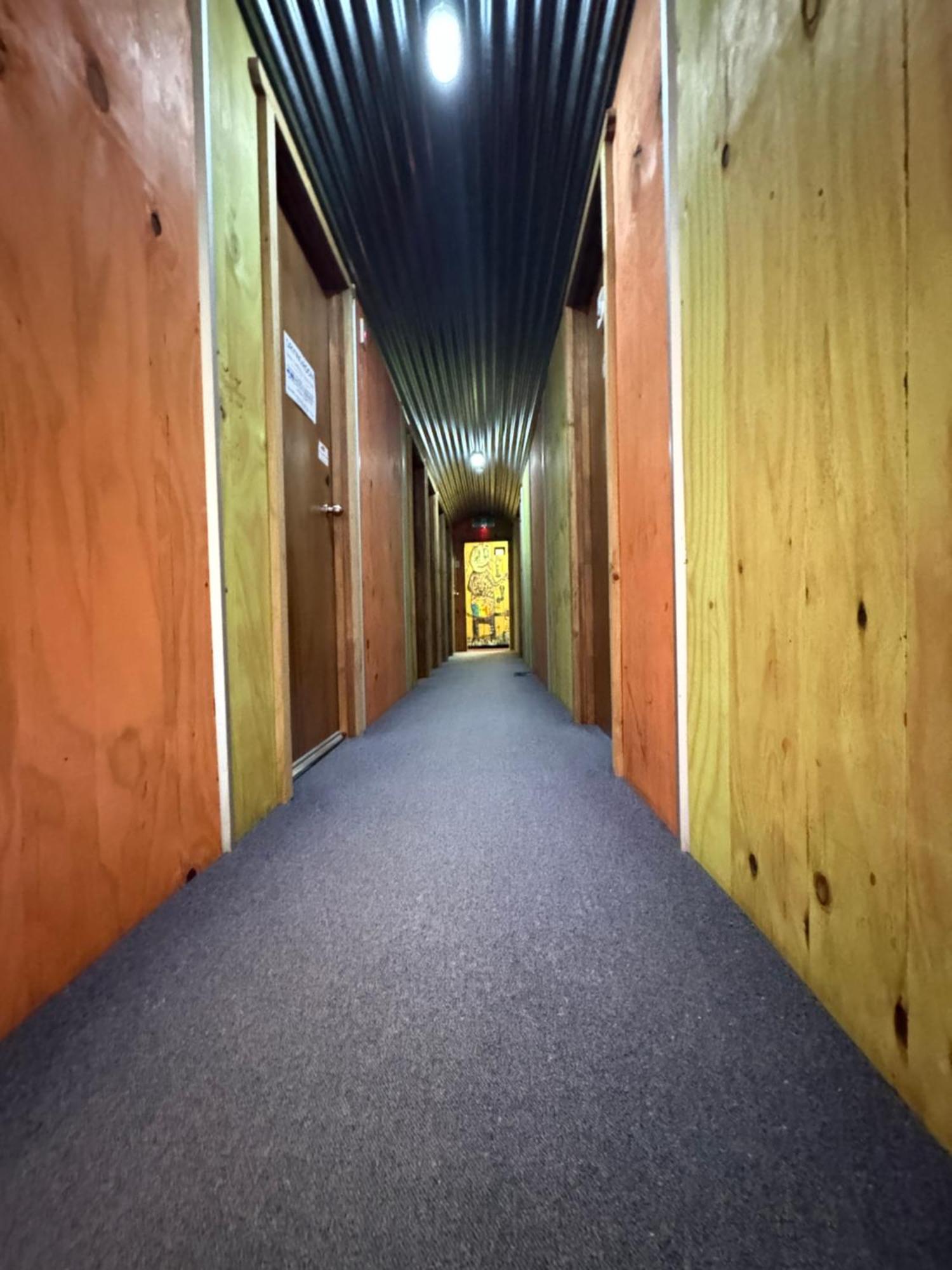 The Crossing Lodge & Backpackers Erua Екстериор снимка