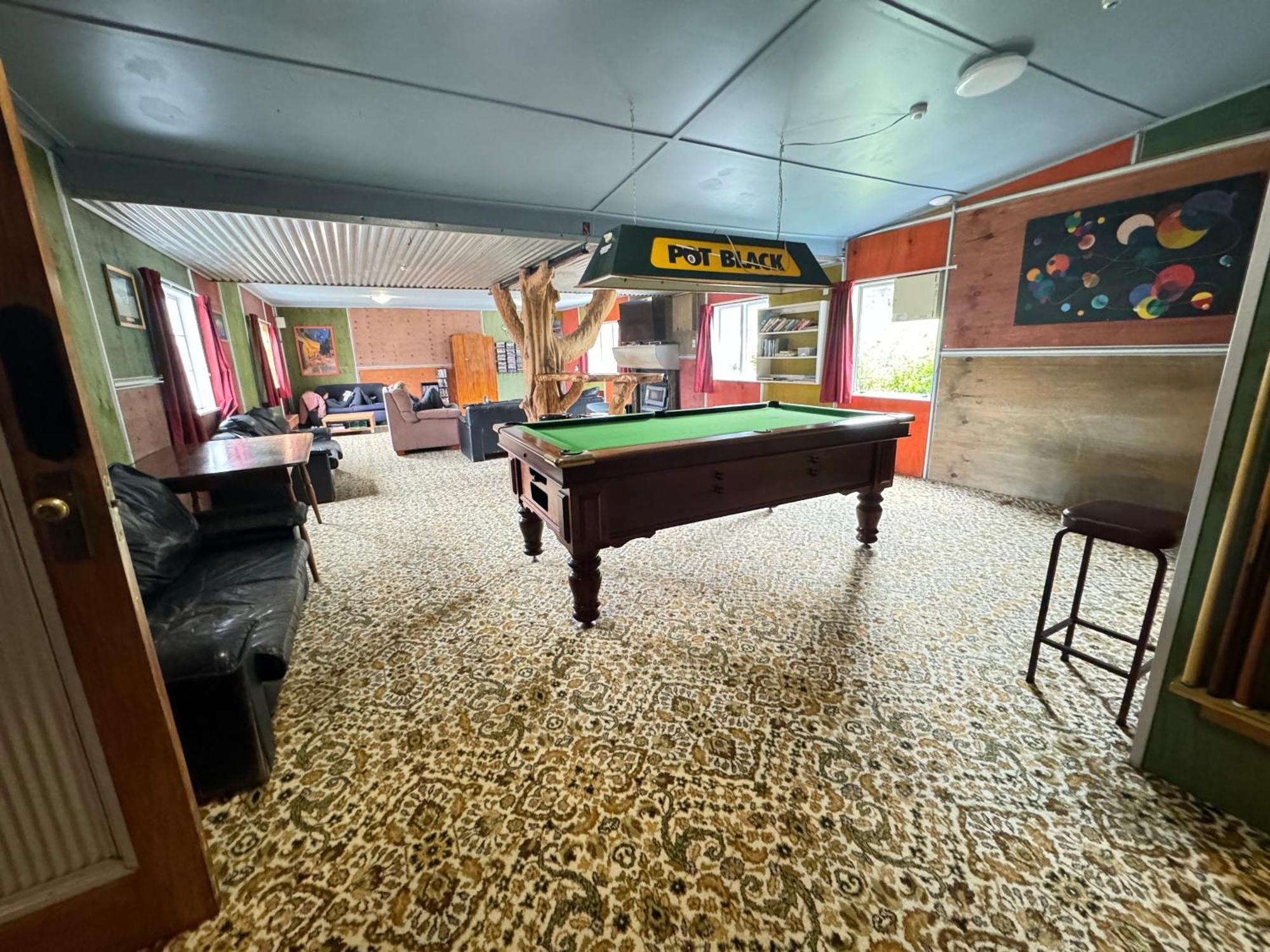 The Crossing Lodge & Backpackers Erua Екстериор снимка