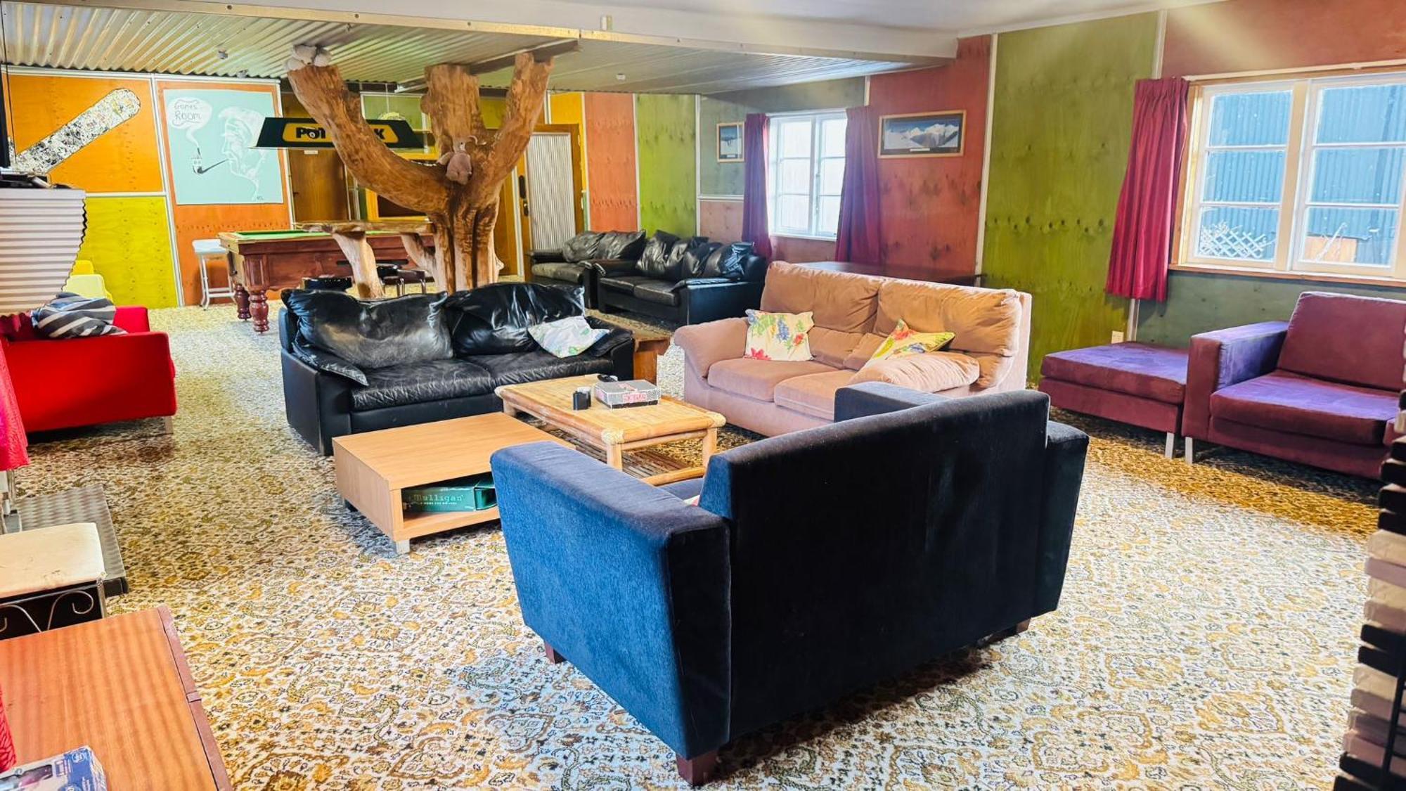 The Crossing Lodge & Backpackers Erua Екстериор снимка