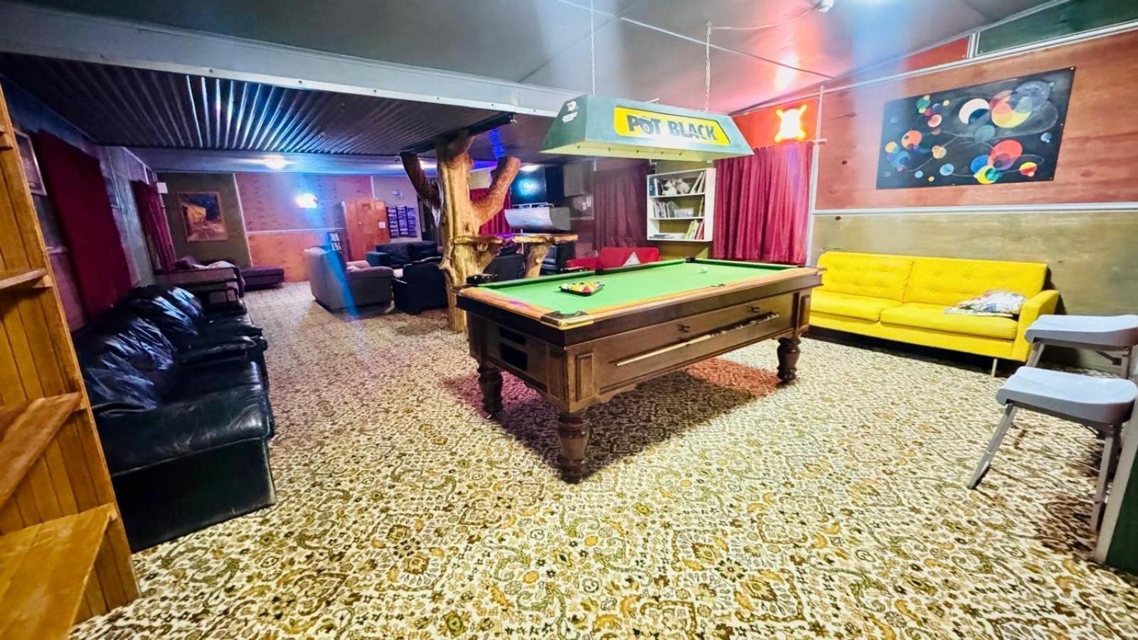 The Crossing Lodge & Backpackers Erua Екстериор снимка