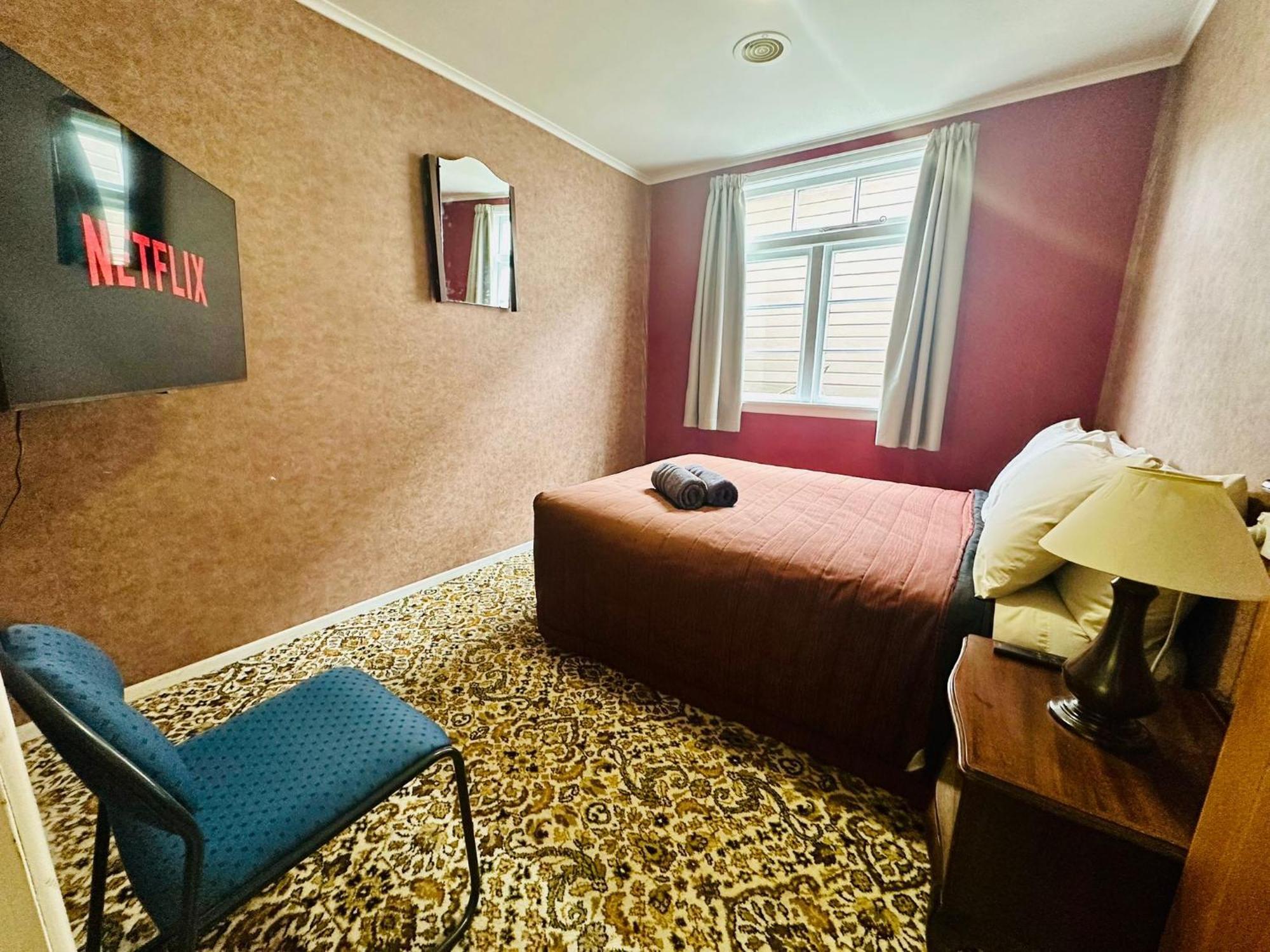The Crossing Lodge & Backpackers Erua Екстериор снимка